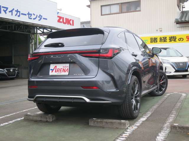 整備士が多いため、成約してから納車までのスピードが早いことも当店の魅力です★もちろん！納車前には国家資格を有した整備士が、しっかりと点検・整備を実施した上で納車致しますので、ご安心ください♪