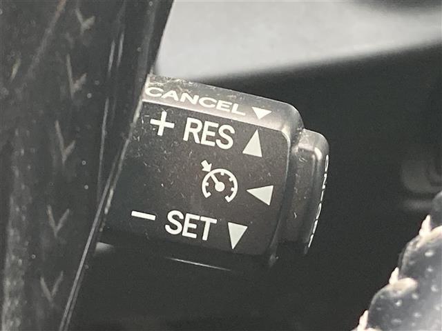 【運転席操作部】快適なドライブを楽しむための機能が装備されています！運転席から触れるので、使いやすいです！除菌プランいれていただくと、さらに清潔で安心していただけます！