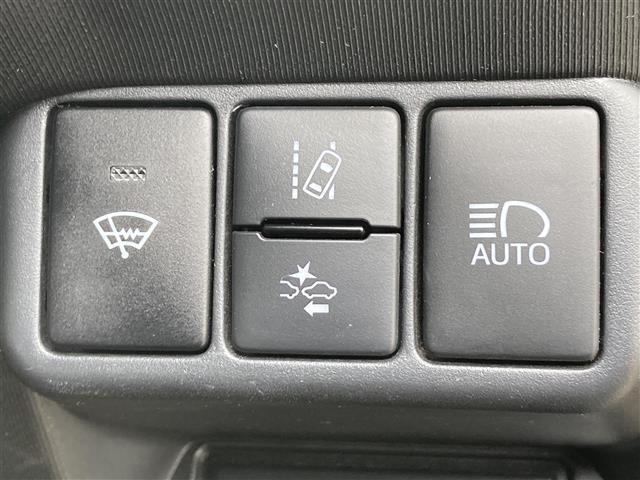 【運転席操作部】快適なドライブを楽しむための機能が装備されています！運転席から触れるので、使いやすいです！除菌プランいれていただくと、さらに清潔で安心していただけます！