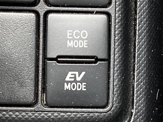 【運転席操作部】快適なドライブを楽しむための機能が装備されています！運転席から触れるので、使いやすいです！除菌プランいれていただくと、さらに清潔で安心していただけます！