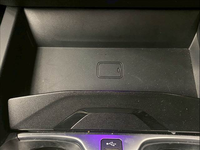 置くだけ充電装備♪