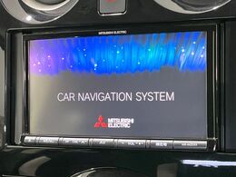 【ナビゲーション】目的地までしっかり案内してくれる使いやすいナビ。Bluetooth接続すればお持ちのスマホやMP3プレイヤーの音楽を再生可能！毎日の運転がさらに楽しくなります！！