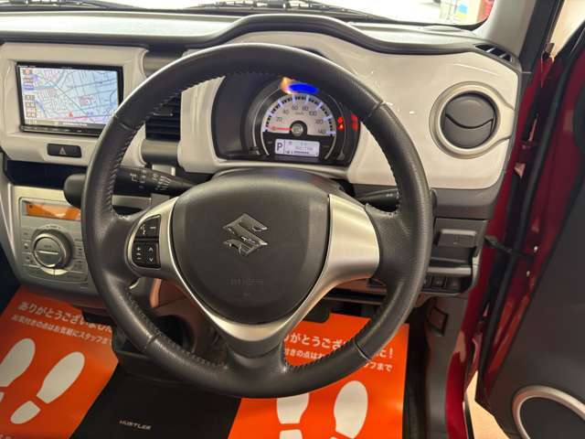注文契約時には申込金、運転免許証、印鑑が必要になります！またクレジットをご利用も可能です。その他は印鑑証明、住民票、車庫証明書類等です！詳細はスタッフまでお問合せ下さい！