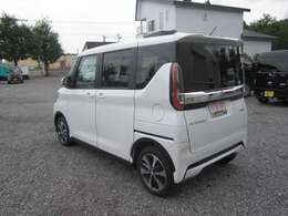 自社陸運局指定工場完備☆納車整備はもちろん、修理や車検、板金塗装など何でもお任せ下さい！