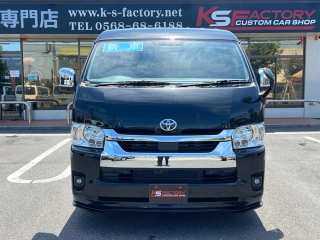 他の車両も多数在庫中！ハイエース　コンプリートカー　パーツ販売　　福祉車両　キャンピングカー　　ローダウン　リフトアップなど様々なカスタムが可能です。車中泊　アウトドア