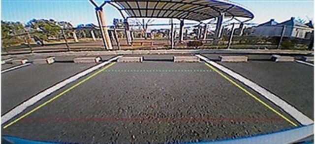 スマイルセットNo.2　【バックカメラ】バックカメラも基本ですよね！車庫入れもラクラクに！純正バックカメラ付き車は純正バックカメラ接続キットに変更します。全方位（パノラマ）モニターにも対応します。