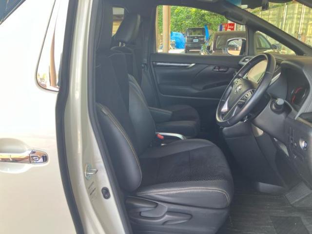 「この車の写真をもっと見たい」「状態が気になる」「この装備はついている？」どんな小さな疑問でもお気軽にお問い合わせください！