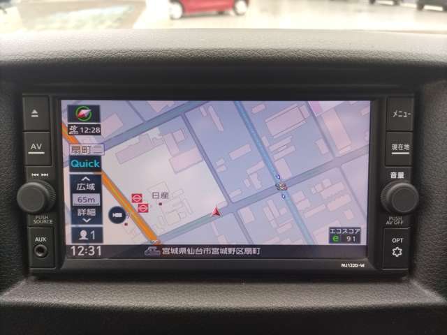 日産純正ディーラーOPの●JVCケンウッド製7インチワイドメモリーナビMJ122D-W［CD・SD再生/Bluetoothオーディオ・ハンズフリーフォン/AUX接続/FMAM/フルセグ］付きです。