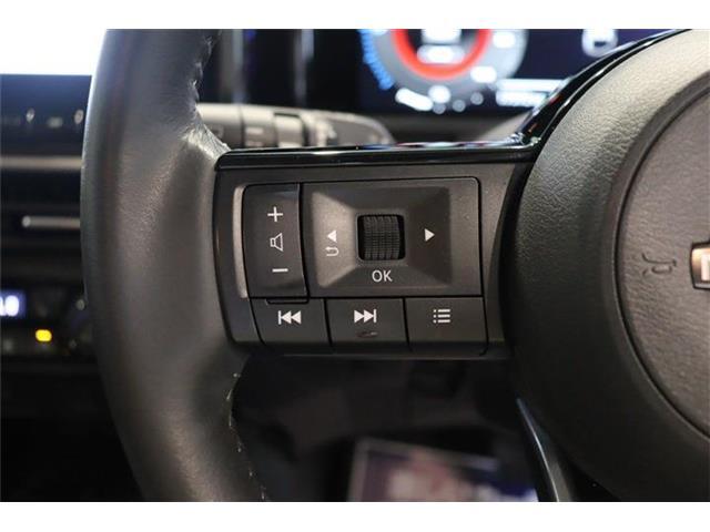 運転しながら操作が出来る画期的装備！これ便利です