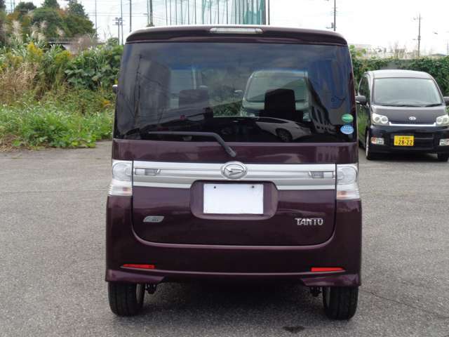 県外のお客様もご納車にご来店いただければ県外登録全国一律1万円にて。