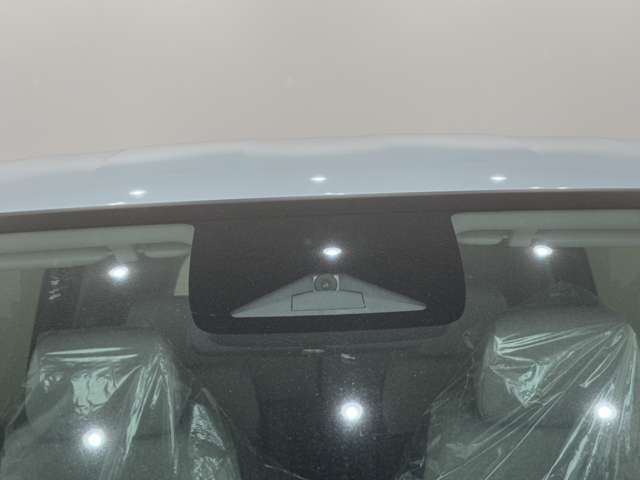 ■多彩な車展示中■☆サコダ車輌はオールメーカー販売可能です☆軽自動車のみならず、普通車、中古車も展示中☆乗用タイプ、軽トラック、軽バン、SUV、ミニバン、コンパクトカー、ハイブリッド多種多様☆