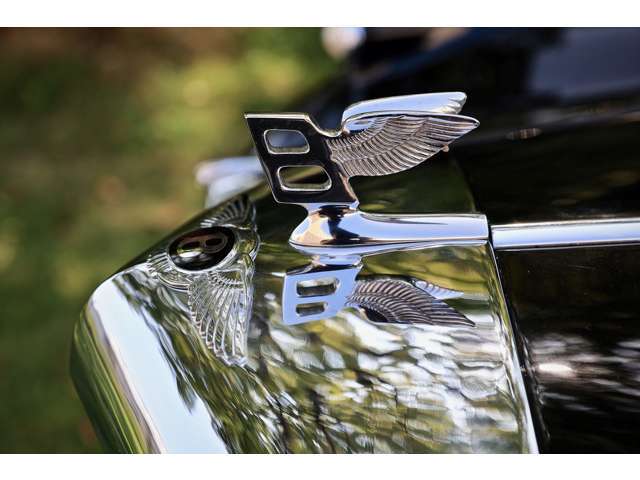 V8エンジン初採用。ベントレーS2のご紹介です。弊社で整備を行ってきましたのでよく理解している個体です。