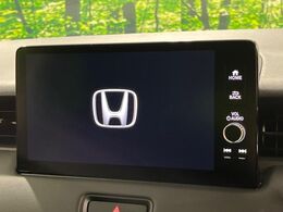【9インチ　ホンダコネクトディスプレイ】視認性の高い大画面ディスプレイでナビの使用や、お持ちのスマートフォンと連携したbluetoothでの音楽再生が可能です♪