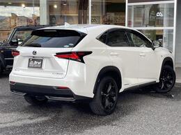 ★LEDヘッドライトは省電力化やバルブ寿命の向上、点灯した瞬間からMAXの光量を発揮します★