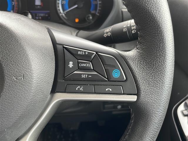 【運転席操作部】快適なドライブを楽しむための機能が装備されています！運転席から触れるので、使いやすいです！除菌プランいれていただくと、さらに清潔で安心していただけます！
