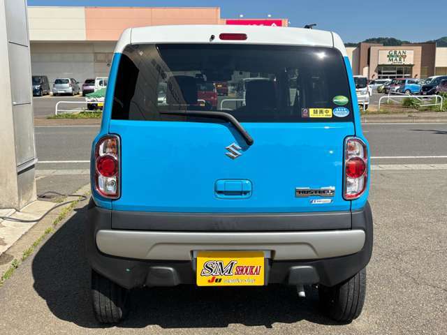 在庫は常時100台！新車・中古車はもちろん、トラック、ダンプ、バス、ホイルローダー、除雪機まで種類豊富！あなたの欲しい一台がきっと見つかるはず！