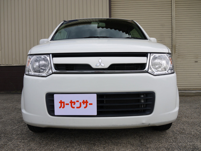 外装は良い状態を保っております。ご来店頂きまして現車確認お待ちしております。