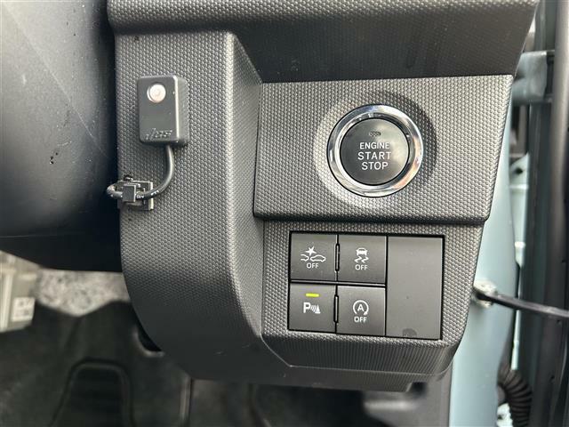 【　プッシュボタン　】ボタンひとつでエンジンスタート！鍵の出し入れの必要なし！
