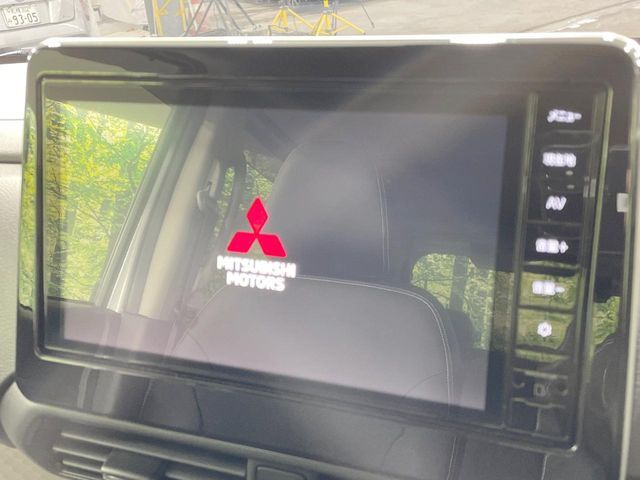 【純正9型ナビ】人気の純正ナビを装備。オーディオ機能も充実しており、Bluetooth接続すればお持ちのスマホやMP3プレイヤーの音楽を再生可能！毎日の運転がさらに楽しくなります！！