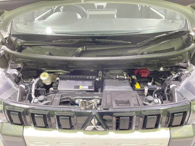 親切・丁寧な専門メカニックスタッフが応対！・車検・点検整備・事故等の修理などアフターサービスも安心。お車のカスタマイズもネクステージのサービススタッフまでご相談ください！