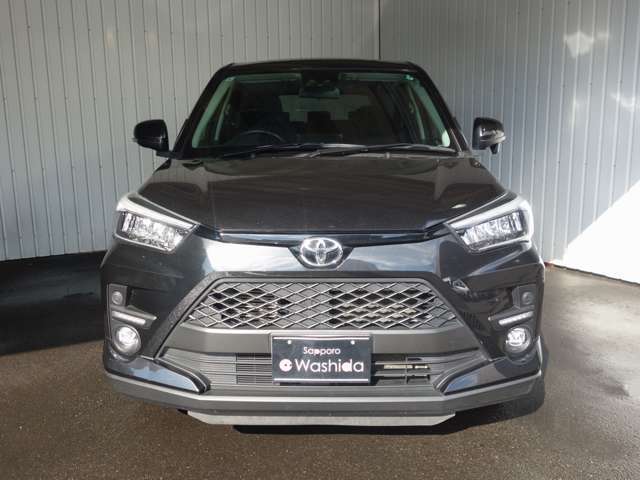 当店で販売させて頂くお車は、納車前に徹底したクリーニングを実施致します！また、別途料金にて下廻り塗装や5年耐久のガラスコーティングも承っております！お気軽にお問い合わせ下さい！