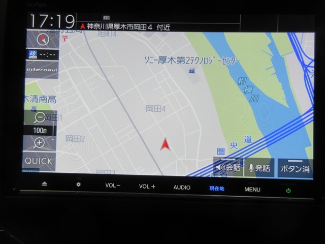 ホンダ純正ナビ付き！独自のインターナビ搭載により、リアルタイムの交通渋滞情報だけでなく、お出掛け先の天気や様々な情報も取得できドライブをよりお愉しみ頂けます！♪