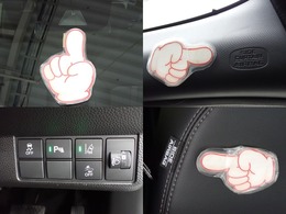 Honda SENSING搭載！ミリ波レーダーと単眼カメラで、クルマの前方の状況を認識。ブレーキやステアリングの制御技術と協調し、安心・快適な運転や事故回避を支援する先進のシステムです。