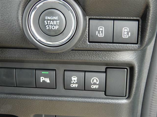 【両側パワースライドドア】スマートキーや運転席のスイッチで後席両側スライドドアの開閉ができます。ボタン一つで開け閉め可能です！