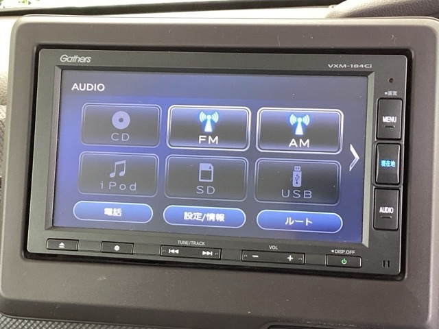 ナビ機能だけでなく、Bluetooth、CD再生などのオーディオ機能がついています！