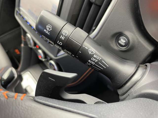 【運転席操作部】快適なドライブを楽しむための機能が装備されています！運転席から触れるので、使いやすいです！除菌プランいれていただくと、さらに清潔で安心していただけます！