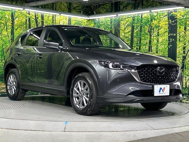 大好評のボディコーティング「弾スプラッシュコート」もご納車までに施工可能。通常のガラスコートと異なる、耐久年数6年の無機質ガラスコーティングが、ボディをキレイな状態に保ってくれます。