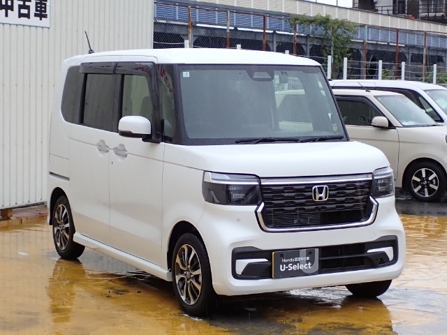 ◆【LEDヘッドライト】が装備されています。より明るく！省電力！で、夜間走行時や雨の日に明るく安全に前方を照らすことが出来ます。対向車からも見えやすいので相手に接近を知らせることも出来ます。