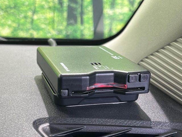【ETC】高速道路の料金所をストレスなく通過！話題のスポットやサービスエリアに多い「スマートIC」利用時は必須のアイテムです。当店でセットアップを実施、ご納車当日からすぐにご利用いただけます！