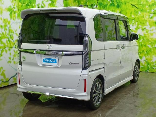 全国に店舗を展開しているのでどこでもお取り寄せが可能です！この車が気になるけど遠方だから・・・と諦める必要はありません！※別途陸送費が必要です。