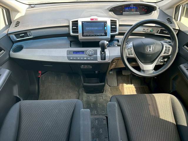 全国のAA会場で毎日競りに参加、本当に安く売値設定できる車しか仕入れておりません。他社在庫と比較下さいませ。
