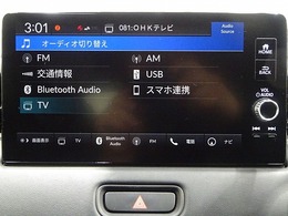 ホンダ純正ナビなのでダッシュボードにスッキリと収まっています。土地勘の無い所でも道に迷わず安心ですね！。AVも色々視聴でるのでドライブも楽しくなりますよ！