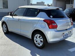 お仕事にもぴったりのスイフト！