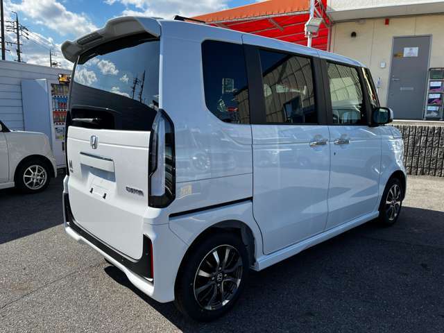 ピカピカの届出済未使用車♪