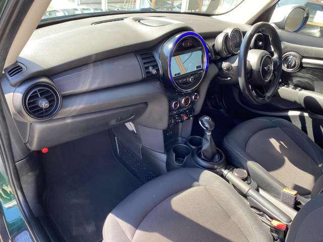 専門の知識を持ったコーディネーターが、お客様にぴったりのお車をご提案をさせていただきます。ご気軽にお立ち寄りくださいませ。