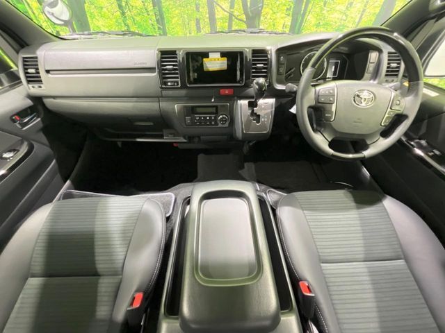 グループ総在庫数約30，000台！！全国の系列店からメーカー・車種問わずご紹介出来るので、あなたにピッタリのお車が見つかるはずです♪まずはお問い合わせ下さい☆