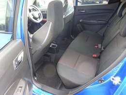 傷や汚れ等なく綺麗な車内です。シートの状態も良好です、ぜひ一度ご来店いただきご確認下さい！