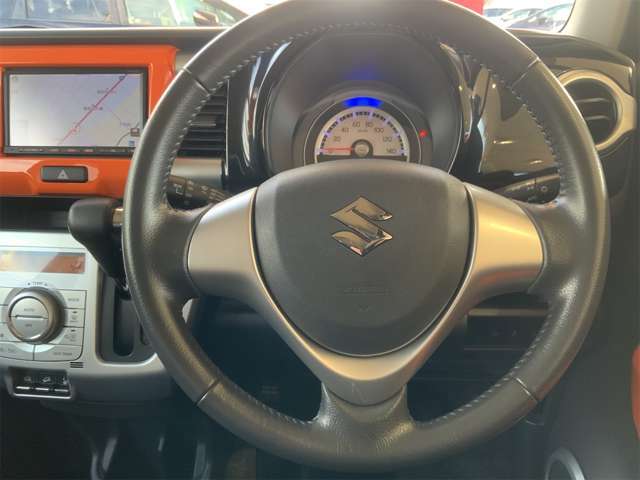 お支払い方法はオートローンまたはクレジットカード払い対応●買取り、下取り強化キャンペーン中●当社買取りスタッフにより高額査定致します●お気軽にお申し付け下さい