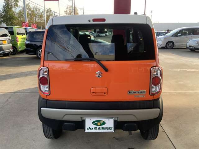 大きすぎず、小さすぎない。平日のお子様の送迎や週末のショッピングなど、さまざまなライフシーンに適した扱いやすいボディサイズです。