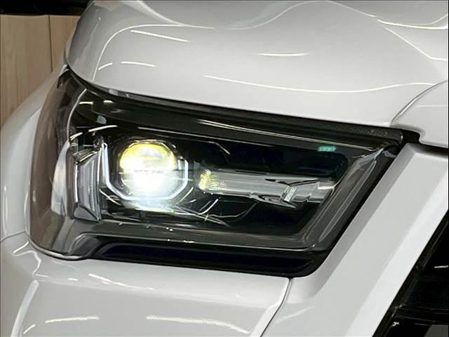 LEDヘッドを装備！夜道を明るく照らします！
