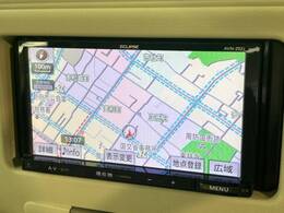 【ナビゲーション】使いやすいナビで目的地までしっかり案内してくれます。各種オーディオ再生機能も充実しており、お車の運転がさらに楽しくなります！！