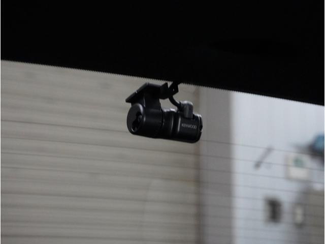 ドライブレコーダーを装備！ 事故やトラブル時に真実を動画で残してくれます。目撃者がいない時でも、ドライブレコーダーの画像が自分を守ってくれるのでとても安心です。
