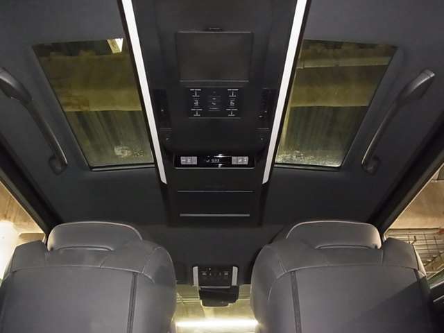 ご自宅からの商談も可能です！系列店舗在庫は一部車両を除きお取り寄せ陸送費は無料で対応中♪お気軽にご相談ください！