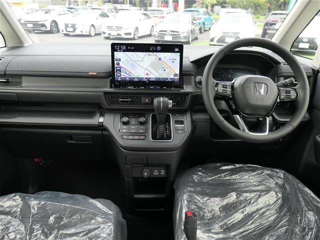 【ホンダセンシング】・衝突軽減ブレーキ（CMBS）・車線維持支援システム（LKAS）・アダプティブクルーズコントロール（ACC）・後方誤発進抑制機能・誤発進抑制機能・ブラインドスポットインフォメーション