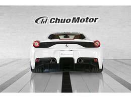 カーボンファイバーリアディフューザー