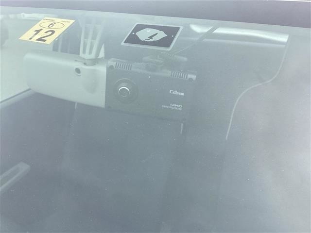 ■□■□■ アフターサービスもお任せ下さい！！ 自社整備工場を完備しております！！ 国土交通省指定整備工場なので車検も最短45分で終わります♪ ■□■□■